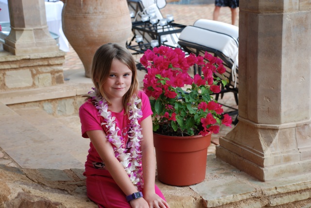 2009/05(May)/LUAU AT ESCONDIDO KYLA & VALE ALONG/2009-05-23-ESCONDIDO LUAU KYLA VALE 01.jpg